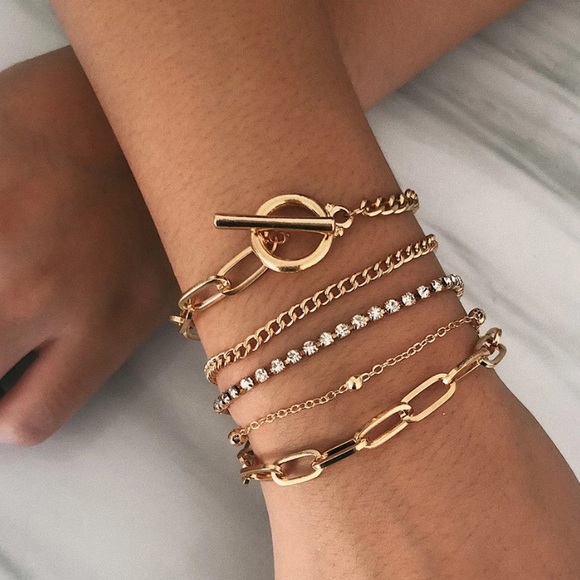 Jewelry - 3/$15 Gold Bracelet Stack